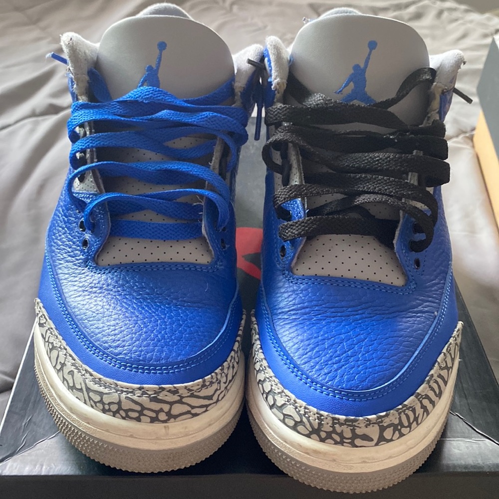 Jordan 3 Varsity Royal